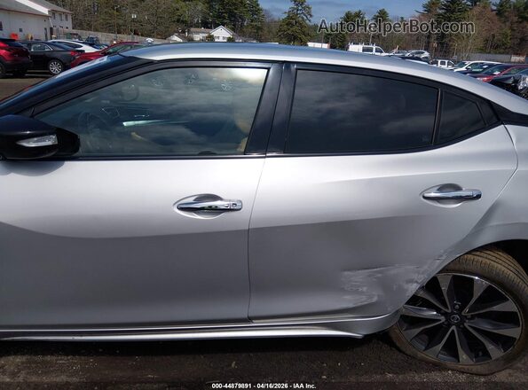 1N4AA6AP2GC421989 2016 NISSAN MAXIMA Серебряный Панорамный вид салона 360°