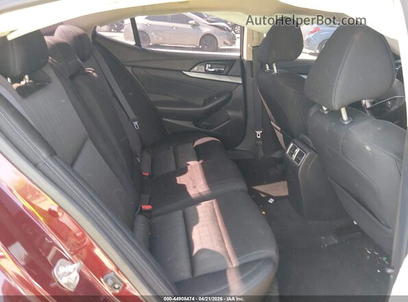 1N4AA6AP6JC371069 2018 NISSAN MAXIMA Maroon Vista de la etiqueta del VIN