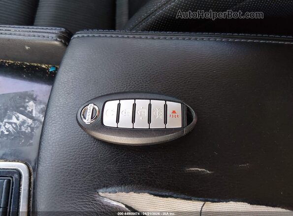 1N4AA6AP6JC371069 2018 NISSAN MAXIMA Maroon Vista del salpicadero