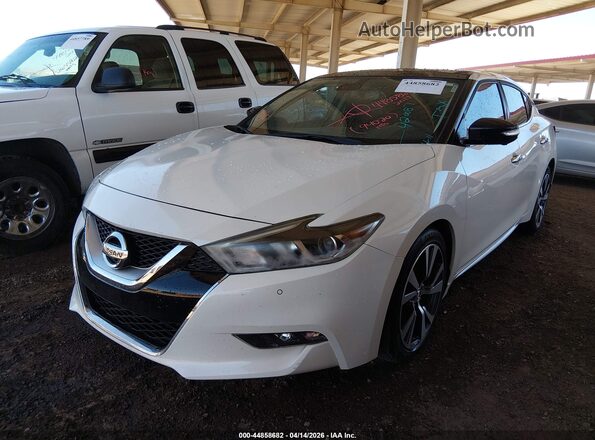 1N4AA6APXHC420087 2017 NISSAN MAXIMA Белый Передняя левая четверть
