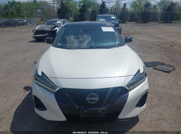 1N4AA6EV0PC505074 2023 NISSAN MAXIMA SR White Rear interior view