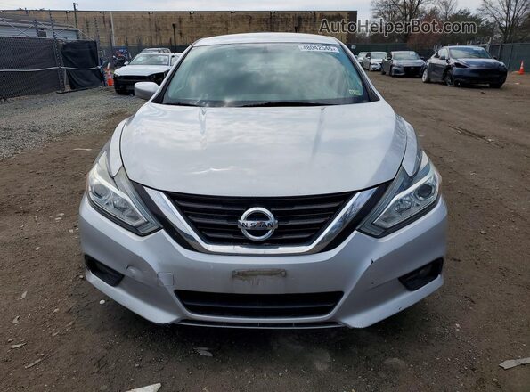 1N4AL3AP0HC208890 2017 NISSAN ALTIMA Silver Widok z przodu