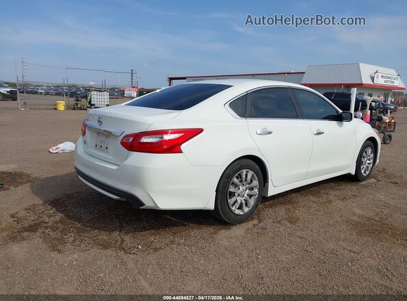 1N4AL3AP0HC256180 2017 NISSAN ALTIMA Белый Задняя правая четверть
