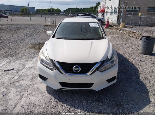 1N4AL3AP0JC295664 2018 NISSAN ALTIMA White Սարքավորումների վահանակի տեսք