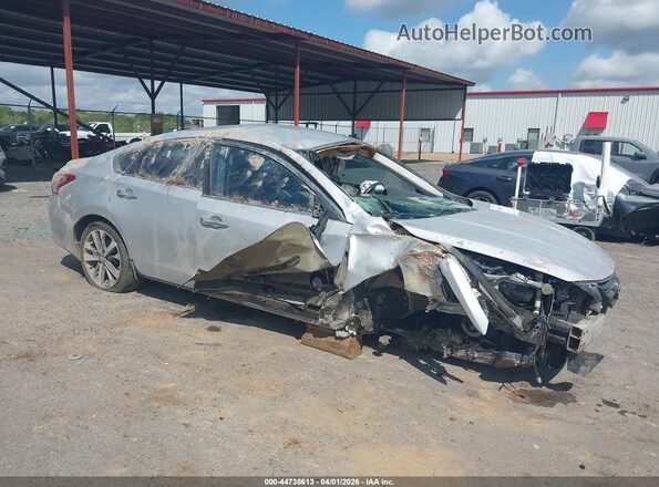1N4AL3AP1HC122892 2017 NISSAN ALTIMA Silver Front view