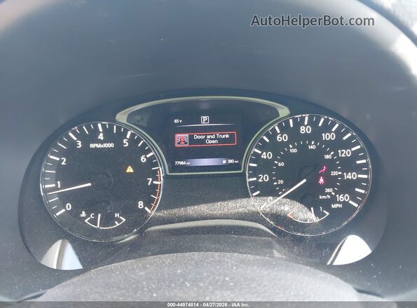 1N4AL3AP1HC230770 2017 NISSAN ALTIMA Red Widok tylnych siedzeń