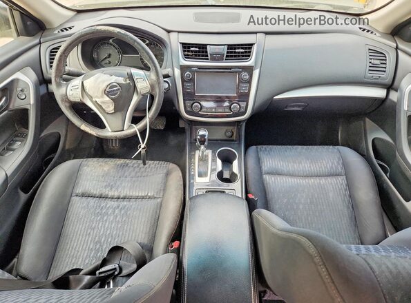 1N4AL3AP1JC147040 2018 NISSAN ALTIMA Black Dashboard view