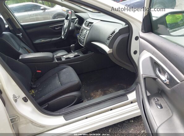 1N4AL3AP2HC132654 2017 NISSAN ALTIMA White Սալոնի դիմացի տեսք