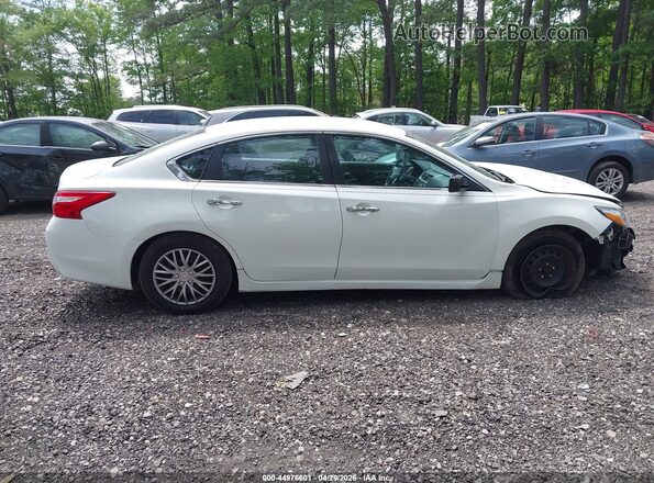 1N4AL3AP2HC132654 2017 NISSAN ALTIMA White Սալոնի 360 աստիճան տեսք
