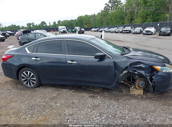 1N4AL3AP2HC224413 2017 NISSAN ALTIMA Blue Widok wnętrza 360 stopni