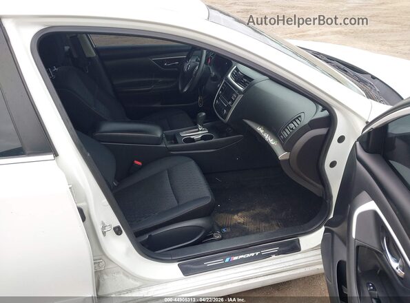 1N4AL3AP3HC155165 2017 NISSAN ALTIMA White წინა სალონის ხედი