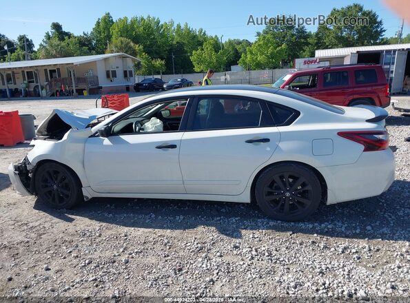 1N4AL3AP3HC202064 2017 NISSAN ALTIMA White Панорамний вид салону 360°