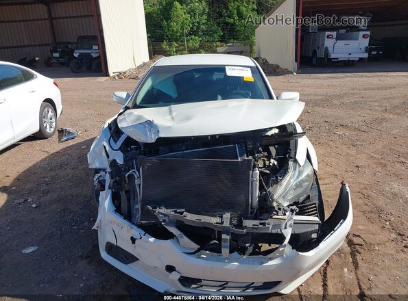1N4AL3AP3JC136721 2018 NISSAN ALTIMA White Front view