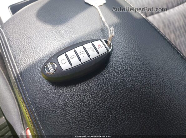 1N4AL3AP4HC266078 2017 NISSAN ALTIMA White წინა პანელის ხედი