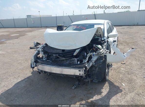 1N4AL3AP4JC247102 2018 NISSAN ALTIMA White Widok wnętrza z tyłu