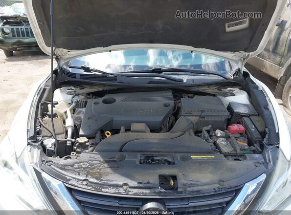 1N4AL3AP5GC218085 2016 NISSAN ALTIMA White Widok z tyłu