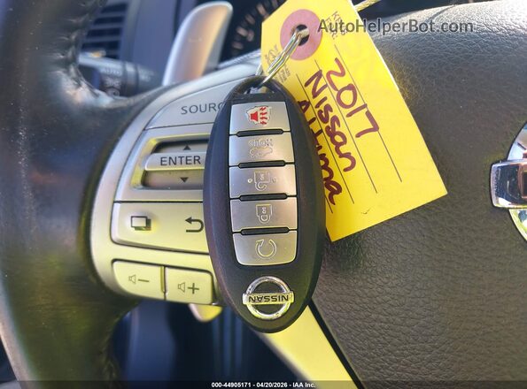 1N4AL3AP5HC499516 2017 NISSAN ALTIMA Black Widok deski rozdzielczej