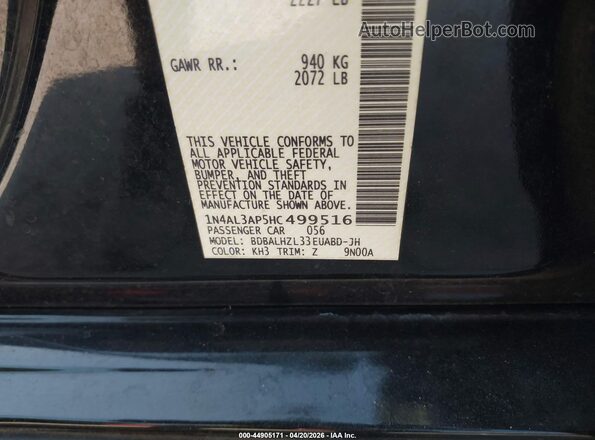 1N4AL3AP5HC499516 2017 NISSAN ALTIMA Black Widok komory silnika