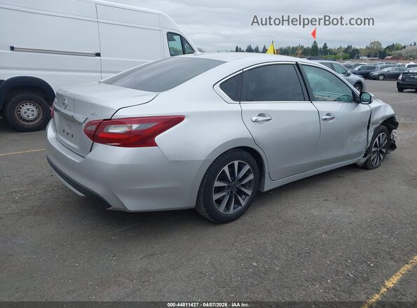 1N4AL3AP5JC243379 2018 NISSAN ALTIMA Silver უკანა მარჯვენა
