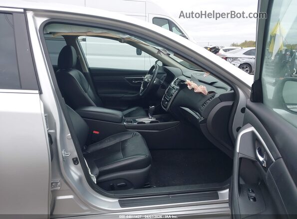1N4AL3AP5JC243379 2018 NISSAN ALTIMA Silver წინა სალონის ხედი