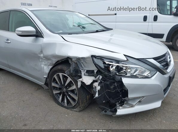 1N4AL3AP5JC243379 2018 NISSAN ALTIMA Silver წინა ხედი