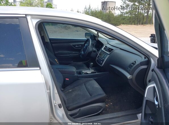 1N4AL3AP6GC205569 2016 NISSAN ALTIMA Gray Вид салону спереду
