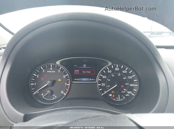 1N4AL3AP6HC151479 2017 NISSAN ALTIMA Серебряный Вид задних сидений