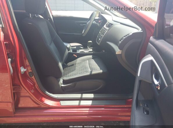 1N4AL3AP6HC181274 2017 NISSAN ALTIMA Red Front interior view