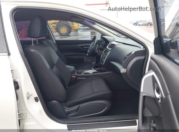 1N4AL3AP6HC493983 2017 NISSAN ALTIMA White წინა სალონის ხედი