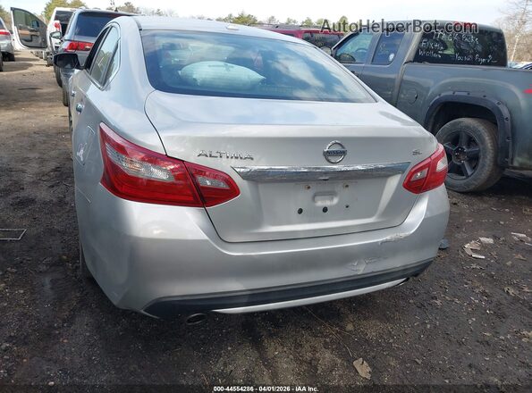 1N4AL3AP6JC154081 2018 NISSAN ALTIMA Silver Vista frontal