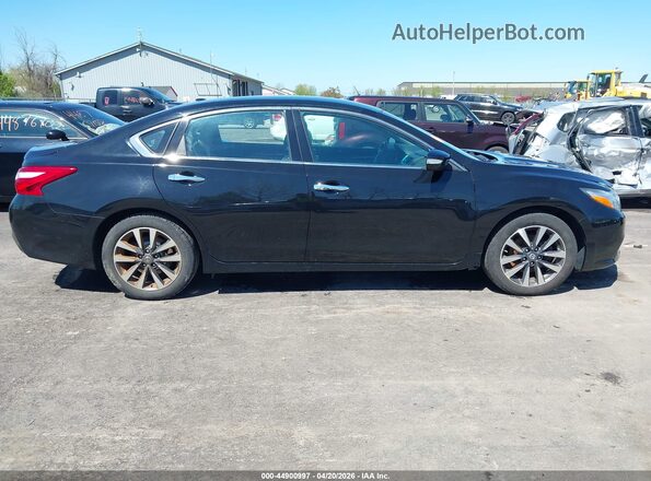 1N4AL3AP7HC249629 2017 NISSAN ALTIMA Black Widok wnętrza z tyłu