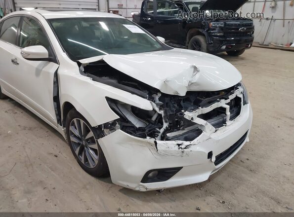 1N4AL3AP7HC264261 2017 NISSAN ALTIMA White Вид щитка приладів