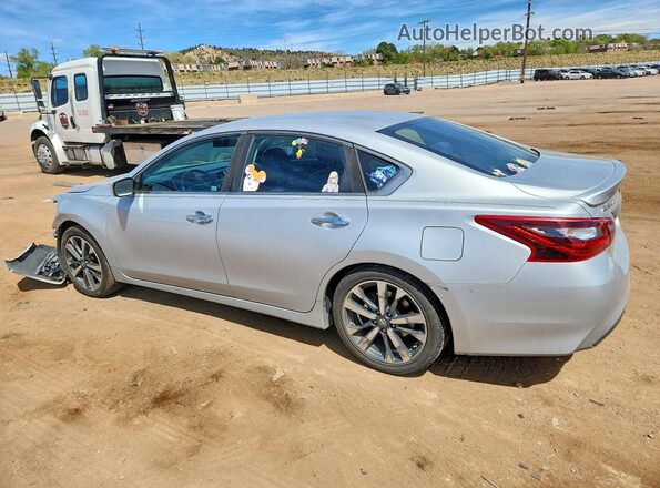 1N4AL3AP8HC158000 2017 NISSAN ALTIMA Silver Tył lewy
