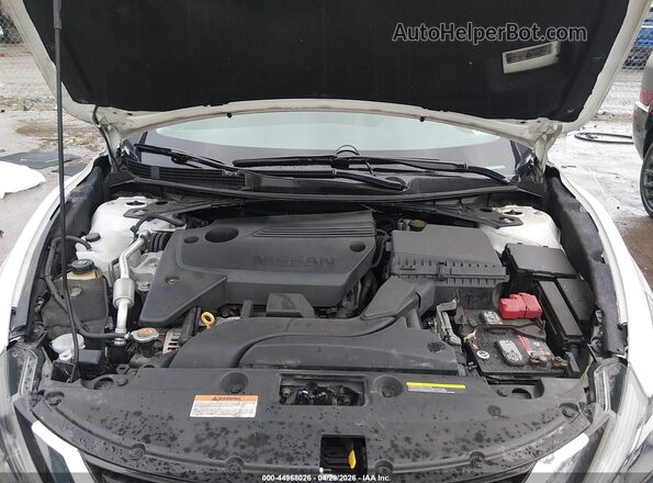 1N4AL3AP8HC288472 2017 NISSAN ALTIMA White 