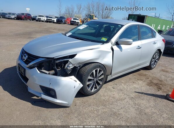 1N4AL3AP8HC289721 2017 NISSAN ALTIMA Silver Vista tres cuartos delantera izquierda