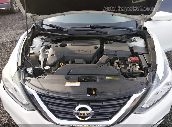1N4AL3AP8JC109840 2018 NISSAN ALTIMA White 