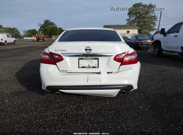 1N4AL3AP8JC109840 2018 NISSAN ALTIMA White 