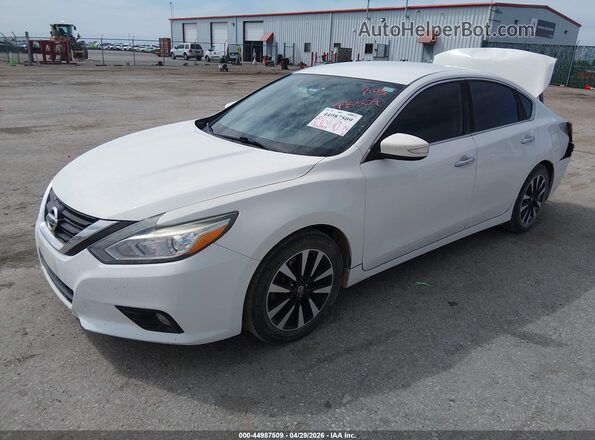 1N4AL3AP8JC144488 2018 NISSAN ALTIMA White წინა მარცხენა ხედი სამი მეოთხედიდან