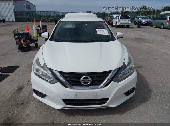 1N4AL3AP8JC144488 2018 NISSAN ALTIMA White ხელსაწყოთა პანელის ხედი