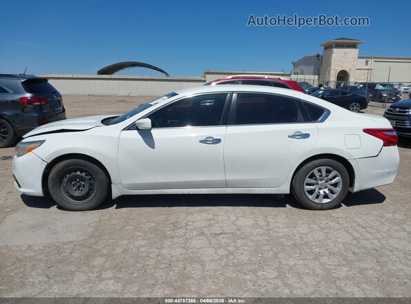 1N4AL3AP9HC270448 2017 NISSAN ALTIMA White 