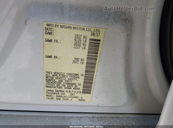 1N4AL3AP9HC487529 2017 NISSAN ALTIMA White Widok komory silnika