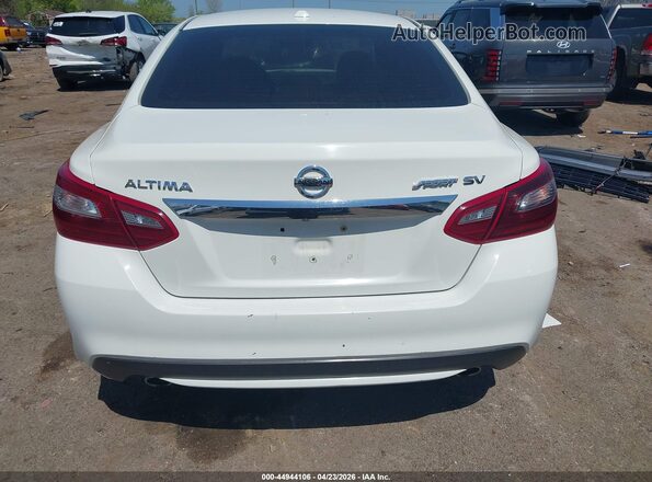1N4AL3AP9JC241943 2018 NISSAN ALTIMA White 