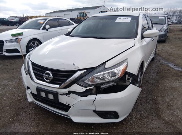 1N4AL3APXJC280024 2018 NISSAN ALTIMA White Vista frontal