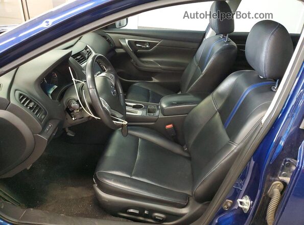 1N4AL3APXJC287703 2018 NISSAN ALTIMA Синий Вид салона спереди