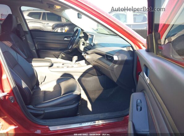 1N4AL4CV8NN376570 2022 NISSAN ALTIMA Темно-бордовый Вид салона спереди