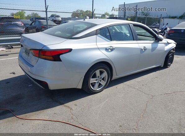 1N4BL4BV7KC192203 2019 NISSAN ALTIMA Серебряный Задняя правая четверть