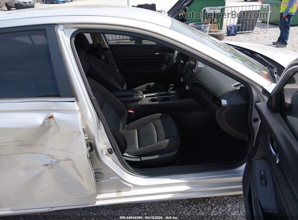 1N4BL4BVXLC147452 2020 NISSAN ALTIMA Silver Front interior view