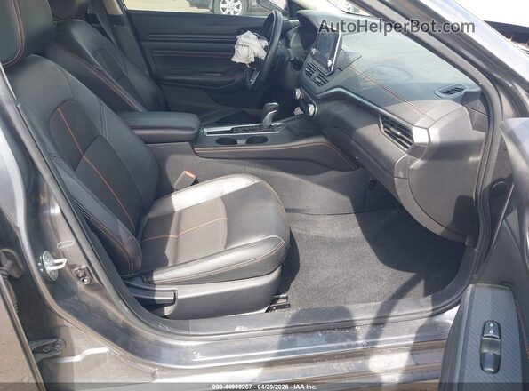 1N4BL4CV2KC251124 2019 NISSAN ALTIMA Gray Front interior view