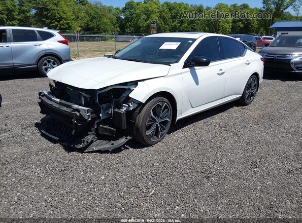 1N4BL4CV2RN353103 2024 NISSAN ALTIMA White Vista tres cuartos delantera izquierda