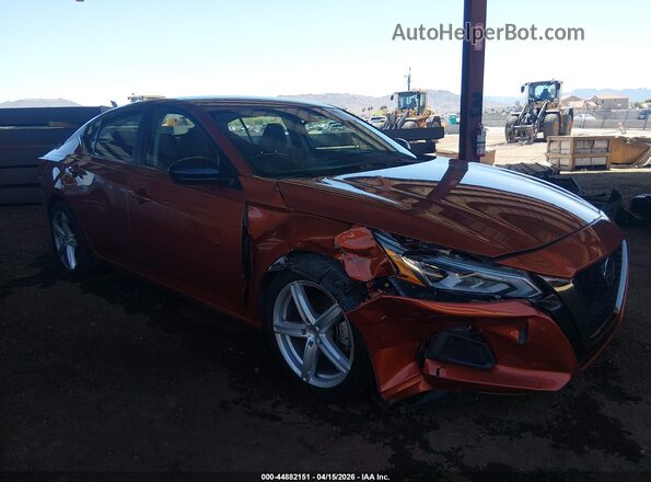 1N4BL4CV6NN349565 2022 NISSAN ALTIMA Orange Вид спереду